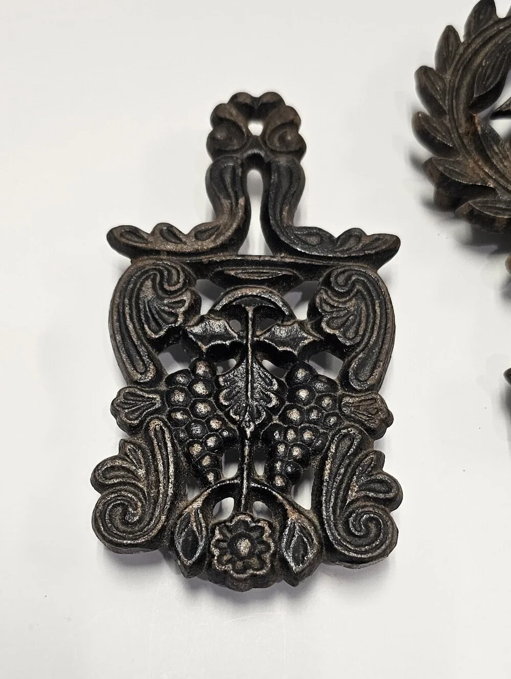 Virginia Mastercrafters Vintage Metal Iron Cast Mini Trivets